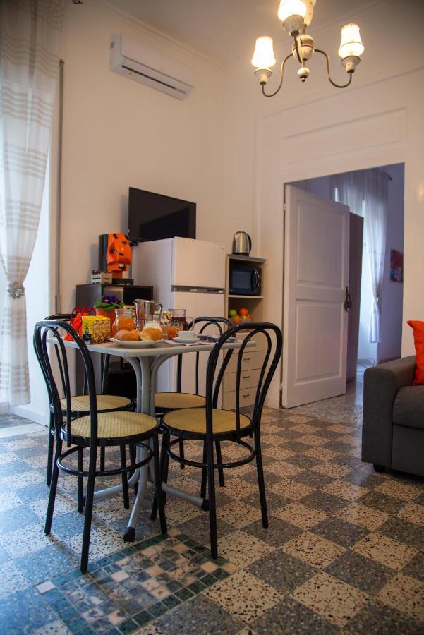 Domus Anticaglia By Domusextra Apartamento Nápoles Exterior foto
