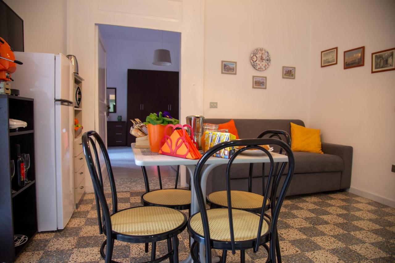 Domus Anticaglia By Domusextra Apartamento Nápoles Exterior foto